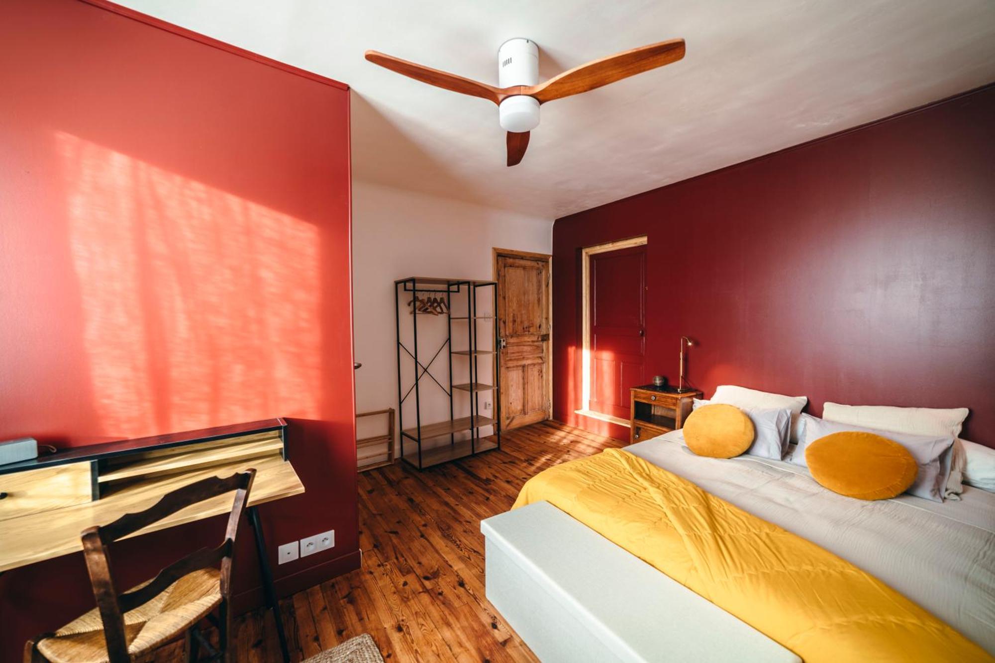 Appartement Cosy Au Coeur Du Village - Le Segala Montbazens Екстериор снимка