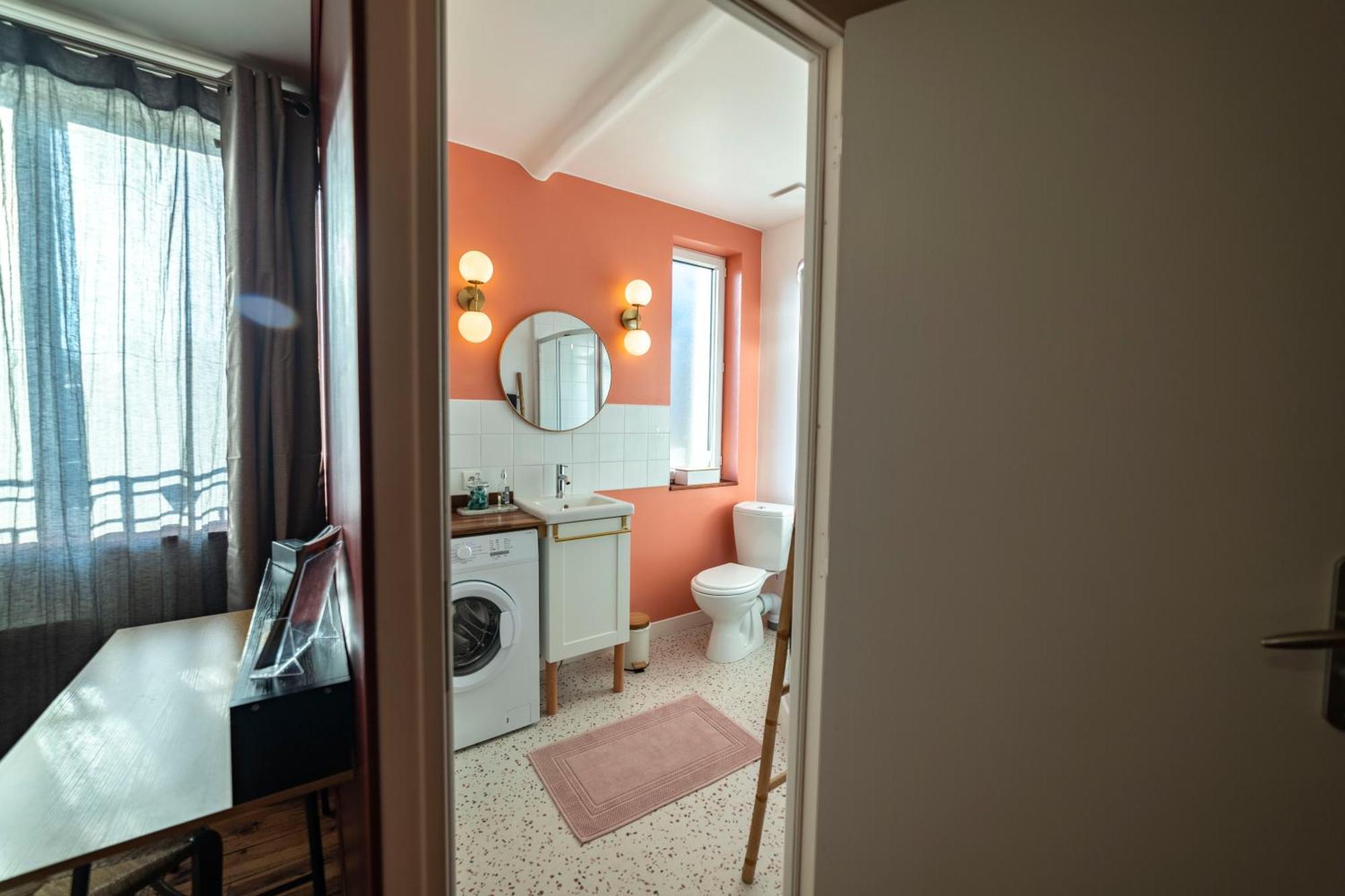 Appartement Cosy Au Coeur Du Village - Le Segala Montbazens Екстериор снимка