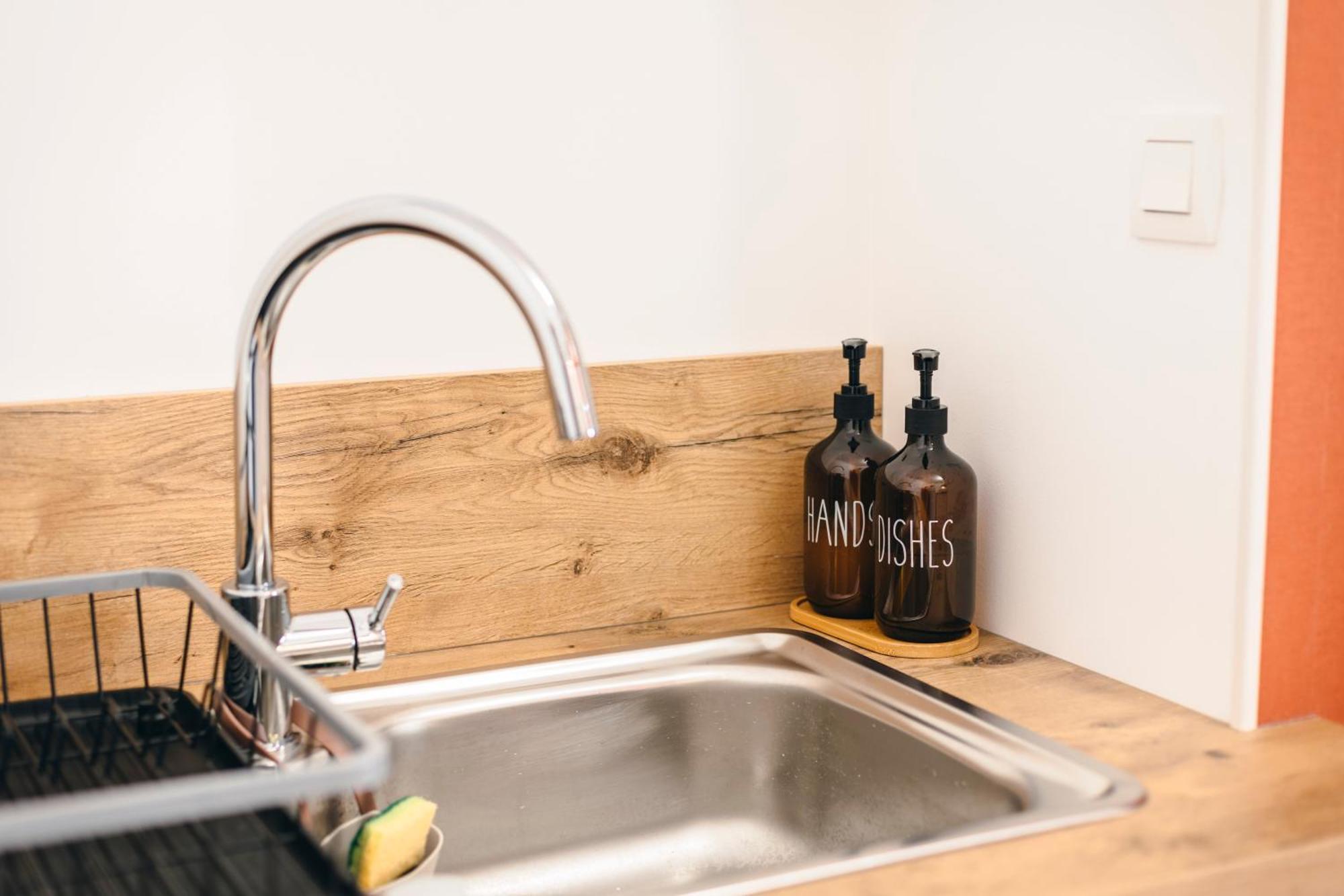 Appartement Cosy Au Coeur Du Village - Le Segala Montbazens Екстериор снимка